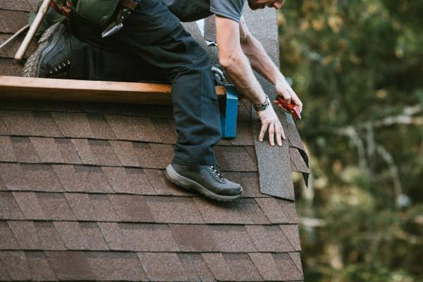 How Westminster Roofing Contractors Handle Roof Inspections